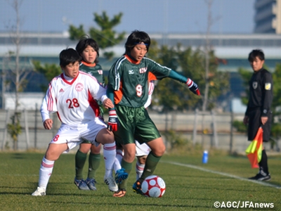 第17回全日本女子ユースサッカー選手権大会　大会が開幕し、1回戦8試合を行う