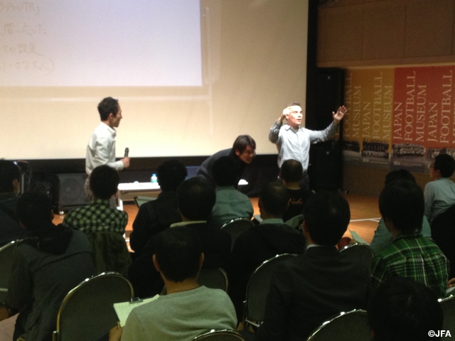 Japan's futsal boss Rodrigo lectures training for each age category