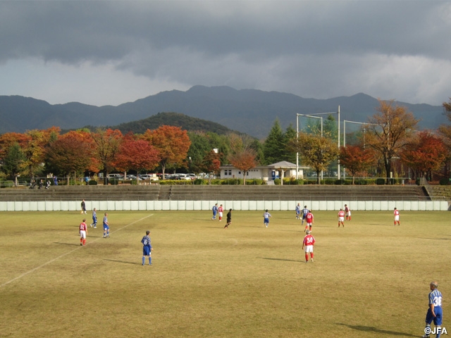Introductions of activities of prefectural football associations - Approaches on senior football 
