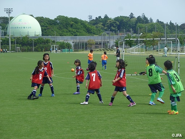 JFAガールズサッカーフェスティバル 2014千葉 千葉県の市原スポレクパークで約240人が参加！