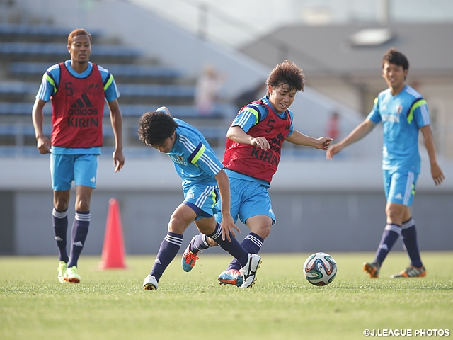 Japan Under-21 Squad enter training camp at J-GREEN Sakai