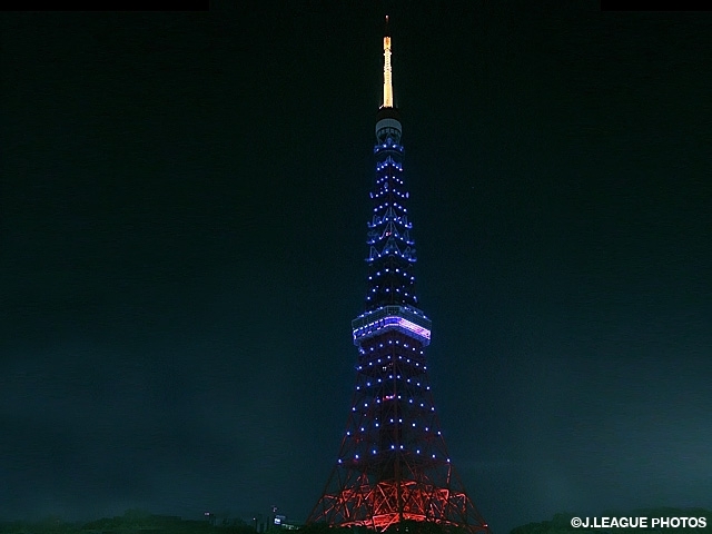 東京タワーがSAMURAI BLUEにライトアップ SAMURAI BLUE（日本代表）の試合日程にあわせて6月14日・19日・24日に点灯