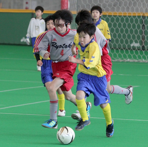 JFAファミリーフットサルフェスティバル2011 with KIRIN スペシャルステージ in 北海道　12月17日に札幌市スポーツ交流施設（つどーむ）で開催