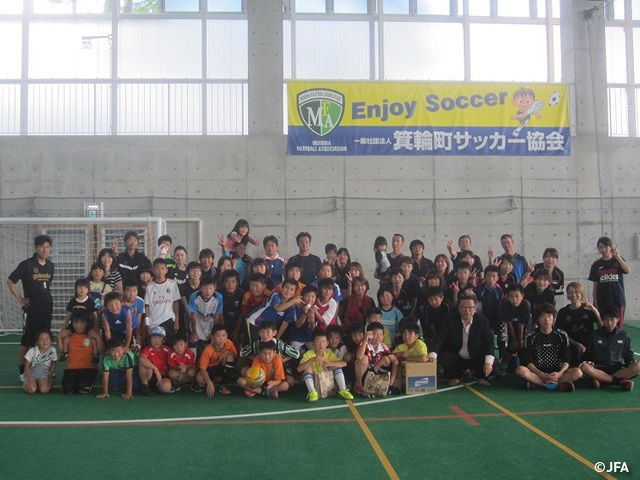 JFAファミリーフットサルフェスティバル　長野県のながたドームに、約150人が参加！