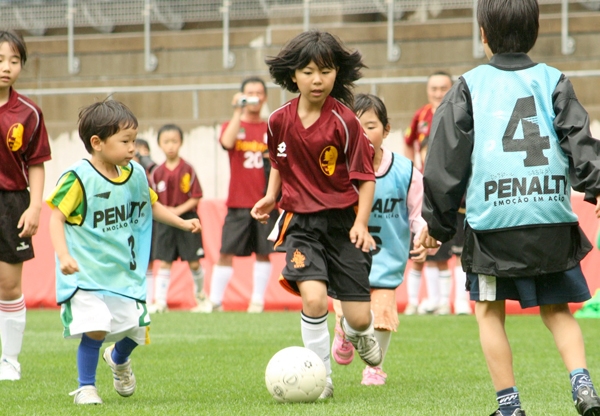 JFAファミリーフットサルフェスティバル2009 with KIRIN スペシャルステージ in 茨城　5月24日に茨城県立カシマサッカースタジアムで開催