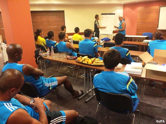 Beach Soccer Japan National Team played training match as final preparation for match against Hungary