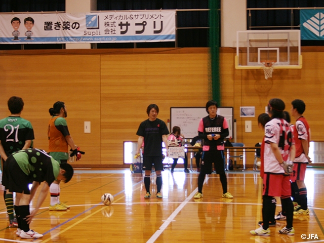 JFAファミリーフットサルフェスティバル　富山県の日医工スポーツアカデミーに、約80人が参加！