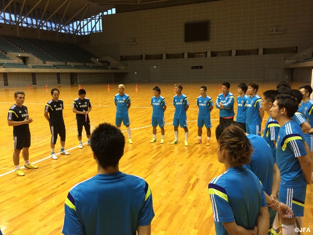 Futsal Japan National Team launched training for FIFA Futsal World Cup 2016!