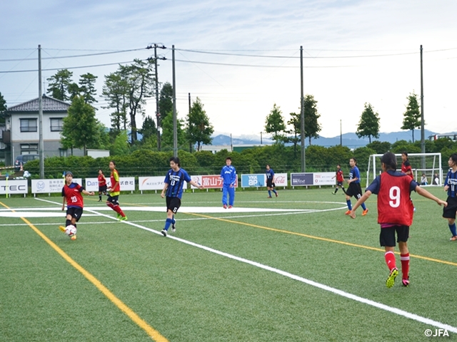 JFAレディースガールズフェスティバル　富山県の日医工スポーツアカデミーに、約120人が参加！