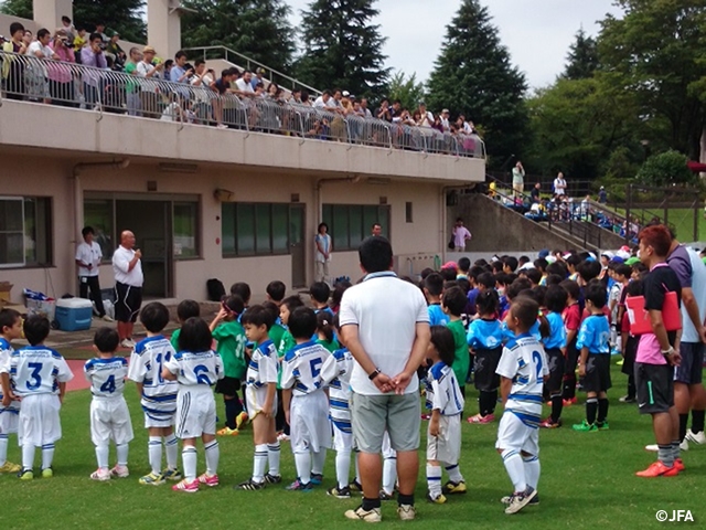 JFAキッズサッカーフェスティバル　神奈川県の保土ヶ谷サッカー場に約220人が参加！