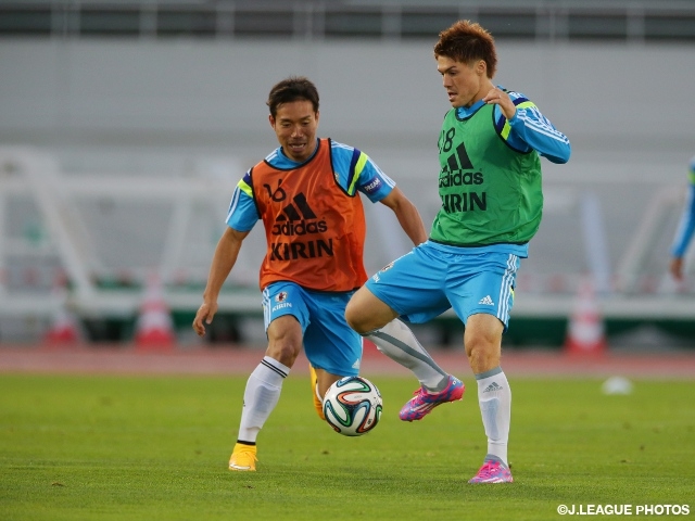 SAMURAI BLUE work with full squad