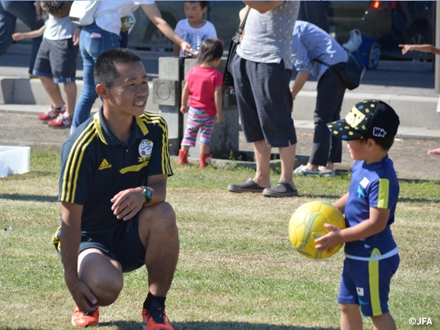 JFAキッズサッカーフェスティバル　島根県の出雲空港公園に、約720人が参加！