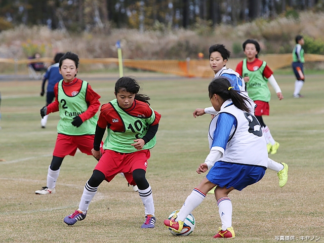 Canon Girls-eight - the first day of the 12th JFA Hokushinetsu Girls-eight (U-12) Football Tournament
