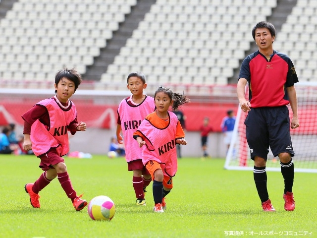 カシマサッカースタジアムに300名のファミリーが参加！  JFA・キリン ファミリーフットサルフェスティバル in 茨城開催レポート