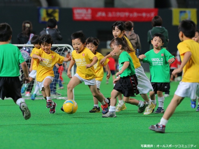 1,300 kids participate in JFA Uniqlo Soccer Kids in Sapporo