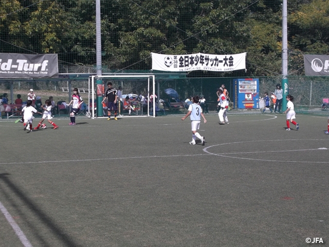 JFAファミリーフットサルフェスティバル　奈良県奈良市のヤナギフィールドFUTSAL POINT 学園前に、約140人が参加！