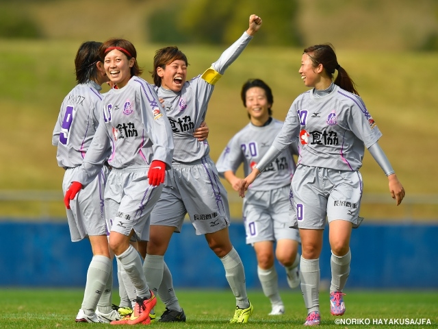 広島が北海道との接戦を制する 第36回皇后杯全日本女子サッカー選手権大会