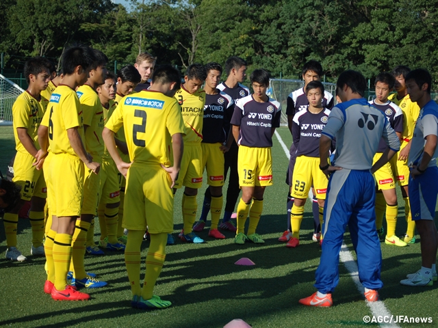 Which, Kashiwa or C. Osaka, will be on the top? - Prince Takamado Trophy U-18 Premier League 2014 Championship