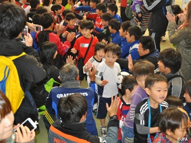 JFAキッズサッカーフェスティバル　石川県小松市のこまつドームアリーナに、約880人が参加！