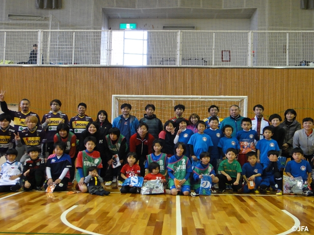 JFAファミリーフットサルフェスティバル　長野東筑摩郡の長野県東筑摩郡筑北村本城体育館に、約110 人が参加！