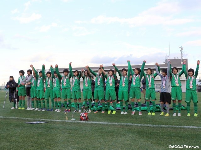 日テレ・メニーナが5連覇を達成！ 第18回全日本女子ユースサッカー選手権大会