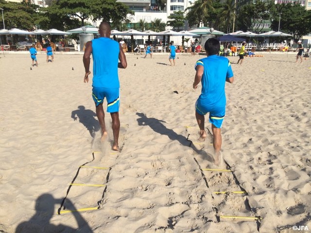South America tour of Japan’s beach soccer team entered second day (15 Jan)