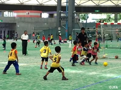 熊本県サッカー協会がJFAキッズサッカーフェスティバル2013をグラスルーツフェスティバル形式で開催！