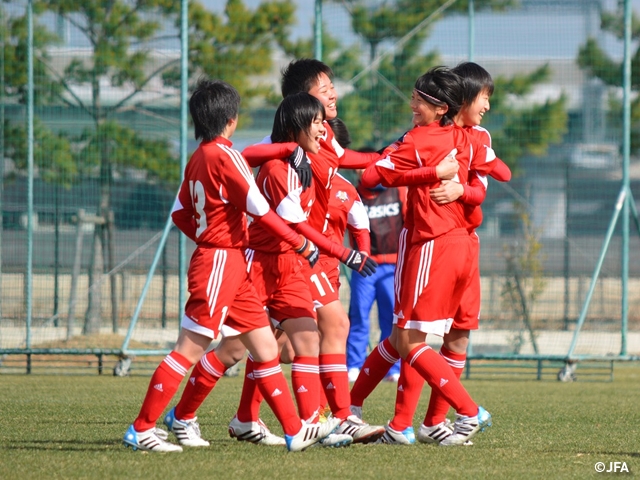 JFAアカデミー堺　「J-GREEN SAKAI Lady's Festival U-15」に参加