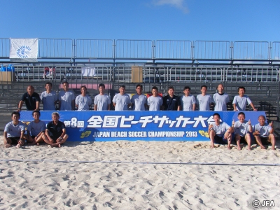 第8回全国ビーチサッカー大会にてビーチサッカー審判研修会を実施