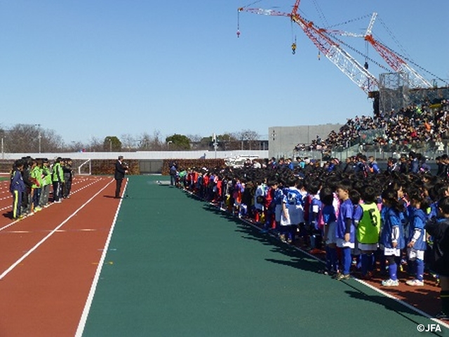 JFAキッズサッカーフェスティバル　東京都調布市の味の素スタジアム西競技場に、約2,560人が参加！