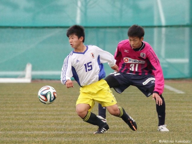U-15 Japan squad play inaugural practice matches (22 Feb)