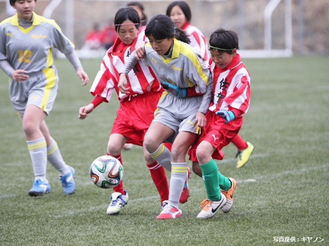 キヤノン ガールズ・エイト　～ JFA九州ガールズ・エイト(U-12)サッカー大会～ 1日目終了