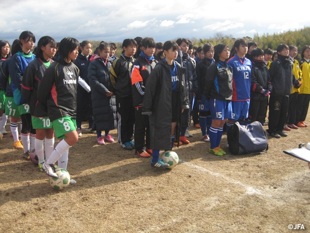 JFAガールズサッカーフェスティバル　愛知県日進市の口論義運動公園サッカー場、岩田球技場に、約390人が参加！