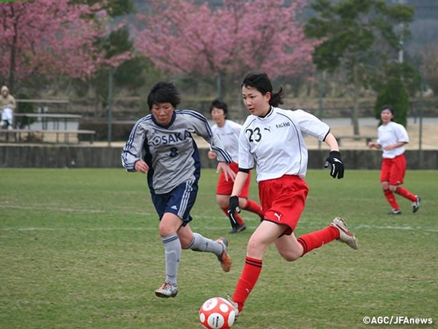 All Japan Ladies Football Tournament begin to get heated