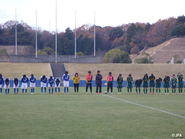 JFAレディース／ガールズサッカーフェスティバル　三重県鈴鹿市の三重交通グループスポーツの杜鈴鹿に、約310人が参加！