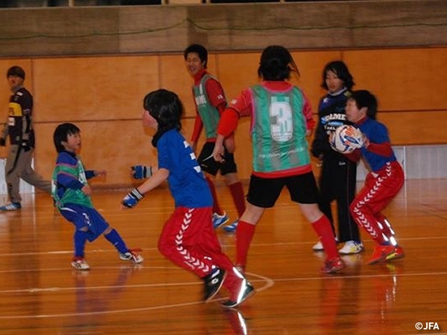 JFAファミリーフットサルフェスティバル　長野東筑摩郡の長野県東筑摩郡筑北村坂井体育館に、約110人が参加！