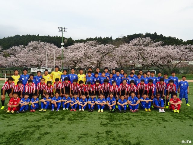 JFAアカデミー福島 10期生が入校式に出席