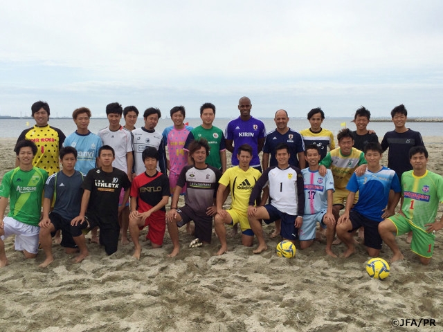Japan Beach Soccer National Team head coach Marcelo Mendes holds clinic in Aichi