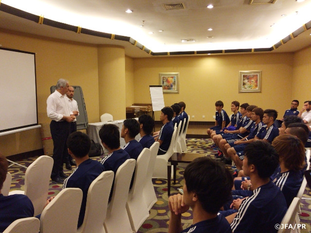 SAMURAI BLUE　EAFF東アジアカップ2015開催地、武漢に到着
