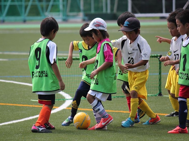 JFAキッズ（U-6/8/10）サッカーフェスティバル 岩手県岩手郡の岩手町総合グラウンドに、278人が参加！