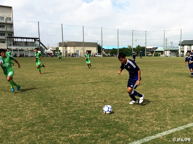 U-18 Japan National Team meet Shizuoka Sangyo University at training camp prior to AFC U-19 Championship 2016 Qualifiers