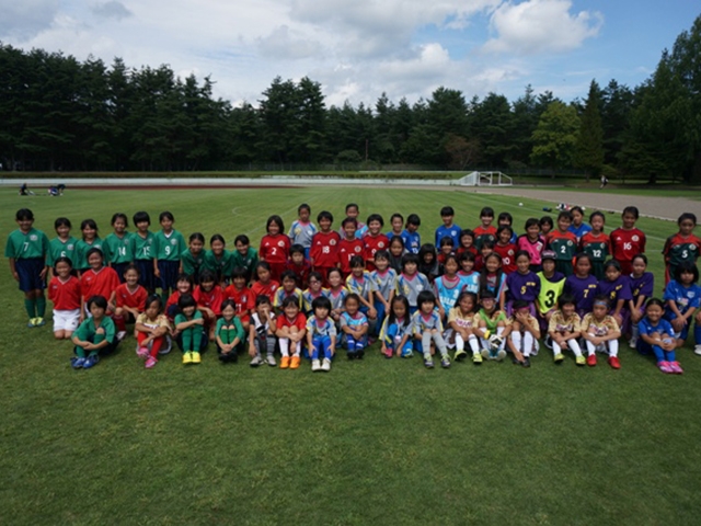 JFAレディース／ガールズサッカーフェスティバル 長野県大町市の大町市運動公園　陸上競技場に、163人が参加！