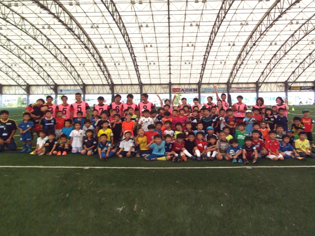 JFAキッズ（U-8/10）サッカーフェスティバル 大阪府堺市のJ-GREEN堺　ナショナルトレーニングセンターに、305人が参加！