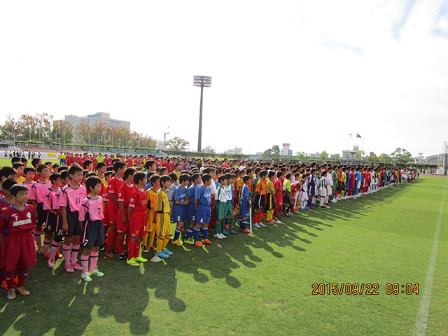 JFAフットボールデー　佐賀県サッカーフェスティバル2015に、2,939人が参加！