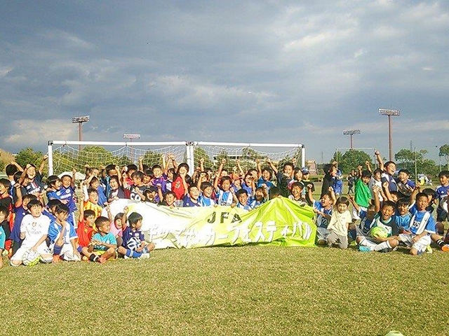 JFAフットボールデー 三重県鈴鹿市の三重交通Gスポーツの杜鈴鹿　第1・第2グラウンドに、565人が参加！