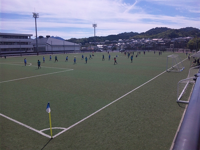 JFAレディースサッカーフェスティバル 広島県廿日市市の廿日市市サッカー場グリーンフィールドに、175人が参加！