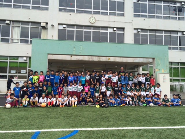 JFAフットボールデー 東京都多摩市の東京多摩ﾌｯﾄﾎﾞｰﾙｾﾝﾀｰ南豊ヶ丘ﾌｨｰﾙﾄﾞに、470人が参加！