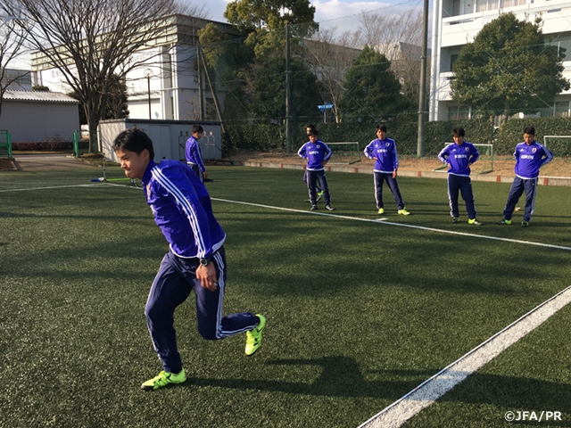 U-16日本代表「00ジャパン」中央アジア・日本U-16サッカー交流大会　ウズベキスタンに向けて出発