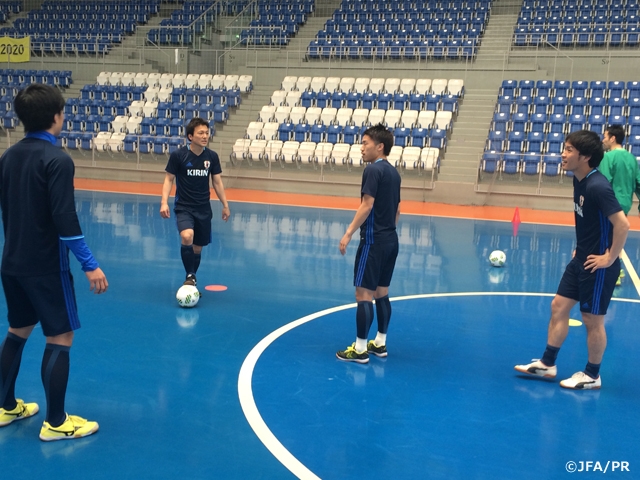 Japan Futsal National Team hold two training sessions in preparation for game against Vietnam
