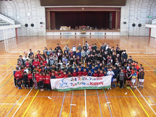 JFAファミリーフットサルフェスティバル 福井県鯖江市の鯖江市総合体育館に、307人が参加！
